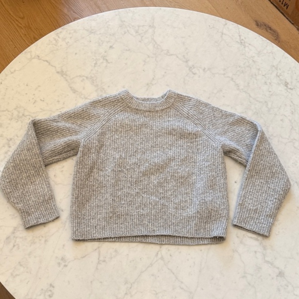 Zara Girls Light Gray Ribbed Knit Sweater Size 9/10 Wool Blend